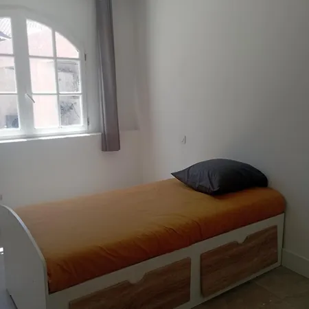 Simple & & Piscine & Guest house *