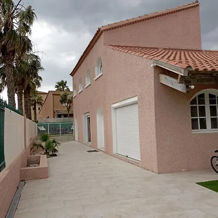 Simple & & Piscine &